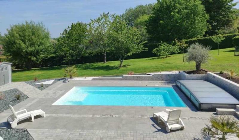 Installation d'une Piscine coque polyester dans le Calvados