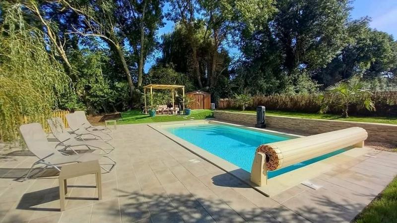 Piscine coque Celestine 8S sable Piscine coque Celestine 8S sable