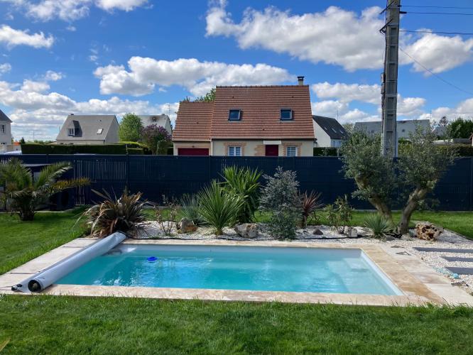Pose d’une piscine sans déclaration de travaux près de Caen 